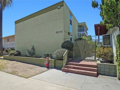 9070 Huntington Dr APT 12