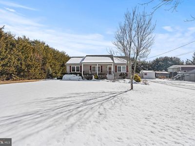 921 Hogbin Rd