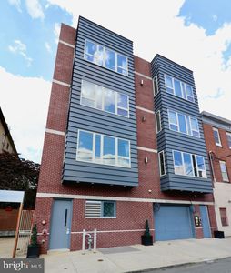 1233 Bainbridge St APT H