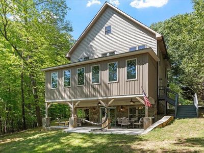 160 Stillwater Ln