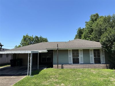 6159 Lyndhurst Dr