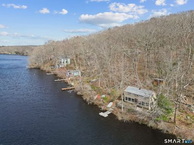 89 Lakeside Drive