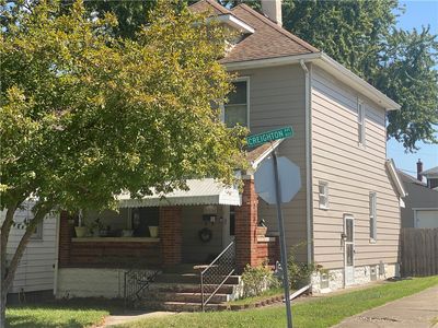 856 Creighton Ave