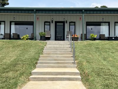 1097 Merritt Mountain Rd