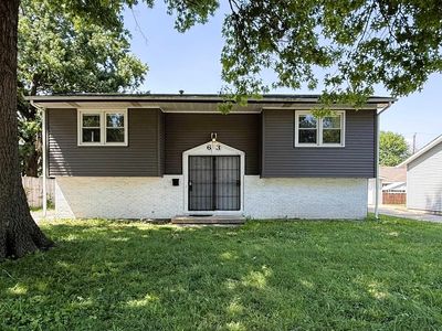 63 Villanova Dr