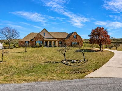 1110 Mount Ln
