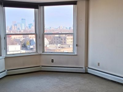 1425 W 28th St APT 618