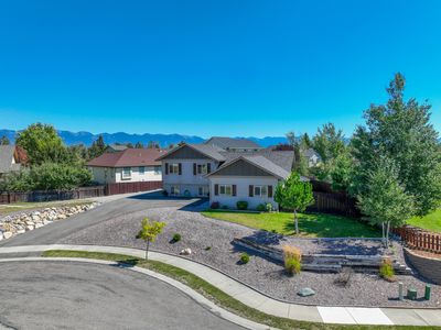 59 Honeysuckle Ln