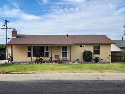 Property at 2925 E Meadow Avenue, Visalia, CA
