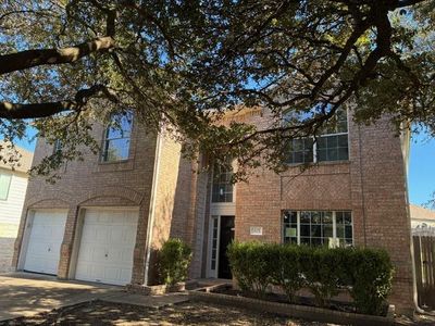 825 Barefoot Cv