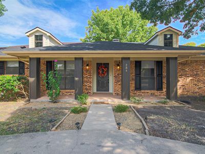 284 W San Antonio St