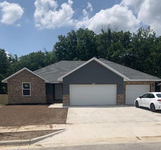 660 W Brook Hollow Road