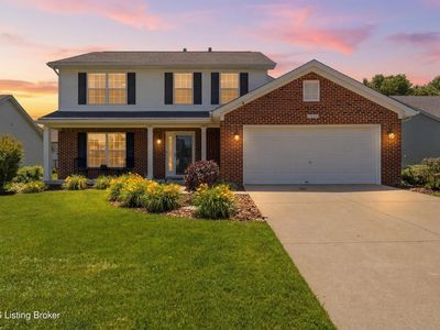 5829 Waveland Cir