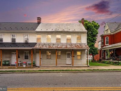 32 N Main St