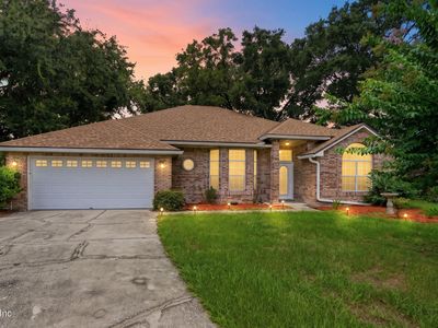 8115 WINDING VINE Court