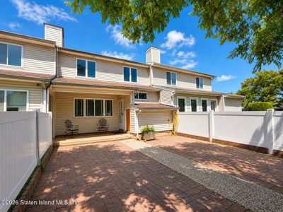 7 Jules Dr