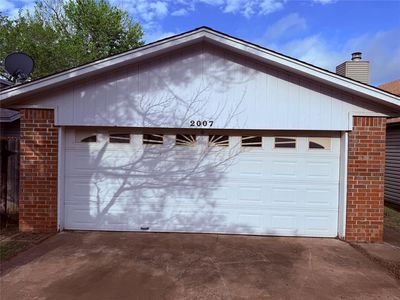 2007 Oakhurst Ave
