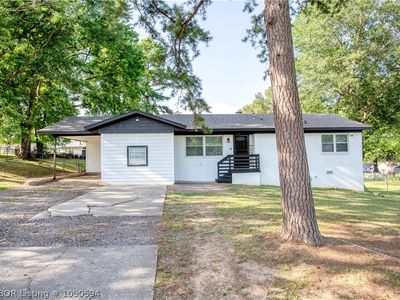 204 E Joplin St