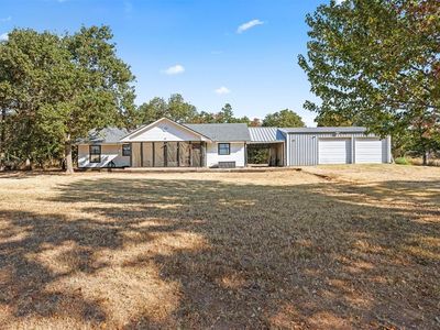 21201 Montgomery Dr