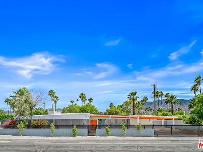 1979 E Alejo Rd