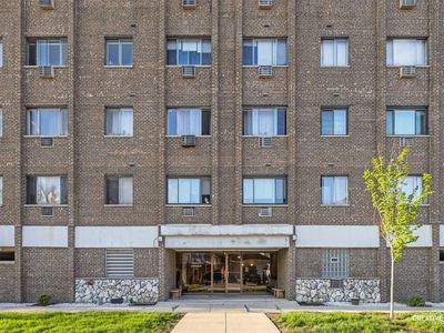 7650 W Altgeld St APT 415