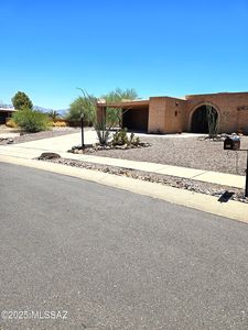 341 W Rio Santa Cruz