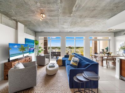 3250 NE 1st Ave APT 551