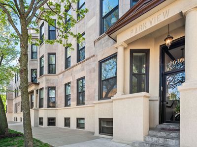 1610 N Whipple St UNIT 2