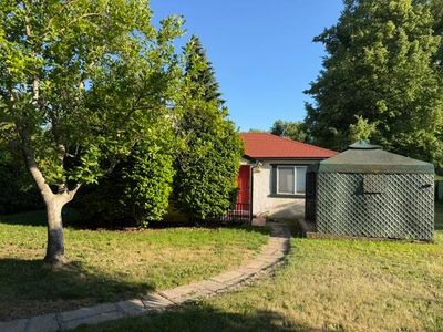 649 Sunset Way