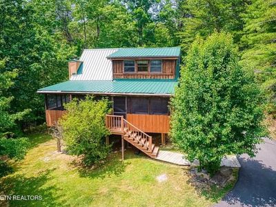 2308 Summer Ln