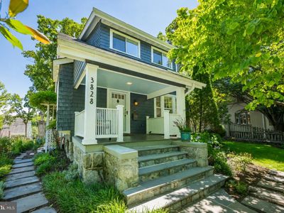 3828 Livingston St NW