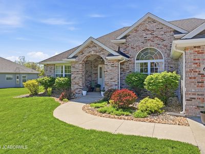 602 Redwing Dr