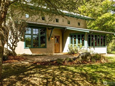 2720 Thompson Road