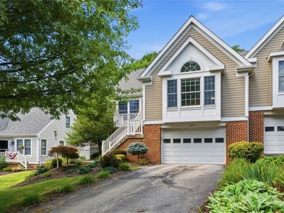 109 Horseshoe Cir E