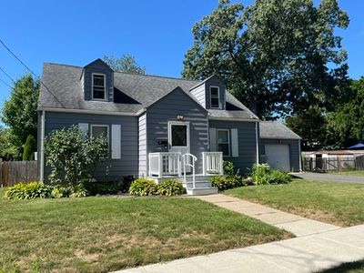 28 Superior Ave