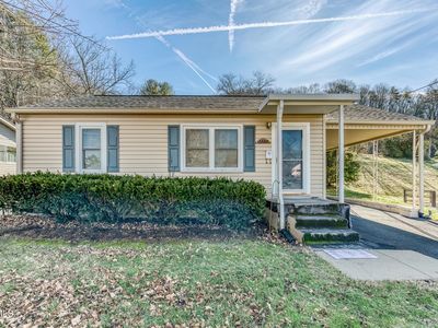 Property at 2222 Windsor Ave, Bristol, TN