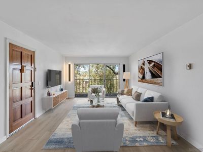 2330 Hosp Way Unit 304