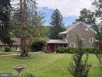 564 Blandon Rd