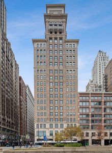 6 N Michigan Ave Unit 806