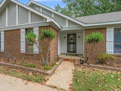 4116 Kingscrest Cv