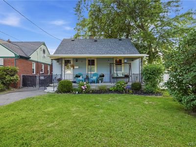 830 Beach Rd