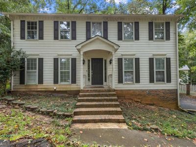 2182 Brookfield Dr