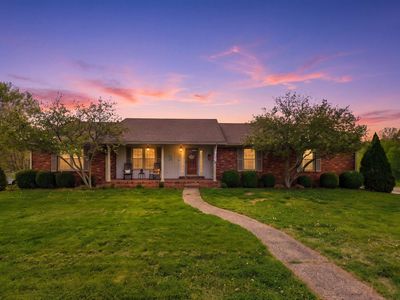 2 Stoney Brook Dr