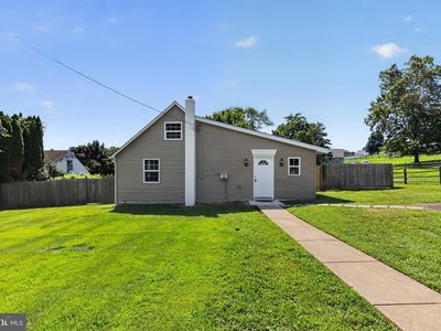 4012 Greenwood Ave