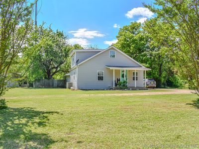 1114 N 4230th Rd