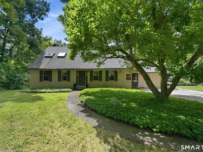 1097 Storrs Road