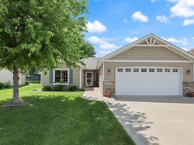 40 Waterford Ln