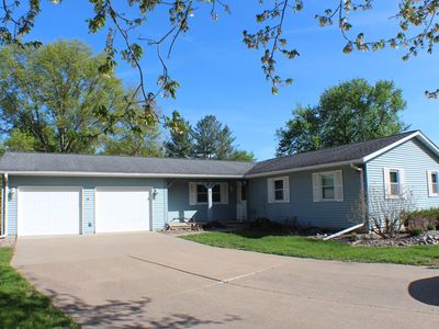 Property at 8 Apache Ct, Park View, IA