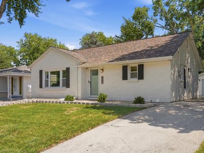 3430 N Mayfair ROAD