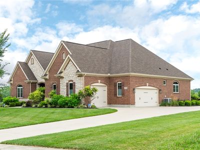 2722 Scarborough Pl